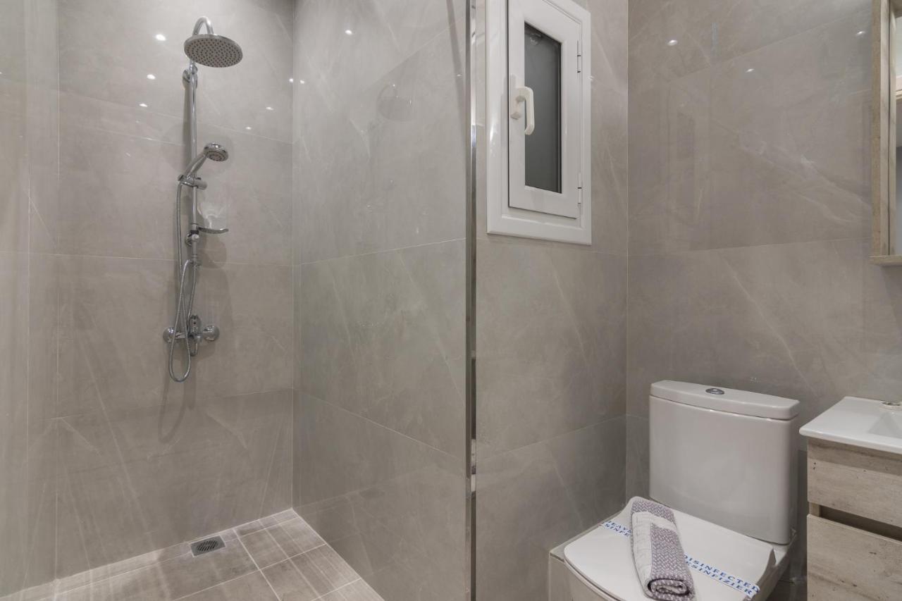 Great Located Apartment For 4Ppl #2 เอเธนส์ ภายนอก รูปภาพ